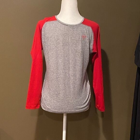 Nike Fastpitch LongSleeve Shirt Size Medium DriFit Baseball Shirt Red/Grey - Picture 10 of 12